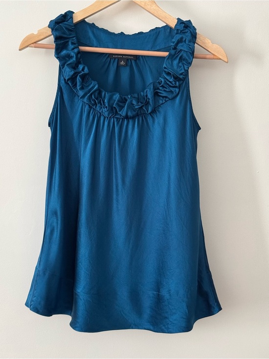 Banana Republic Tops - Banana Republic 100% Silk Ruffle Neck Blouse Top Teal Blue Sleeveless Size Small